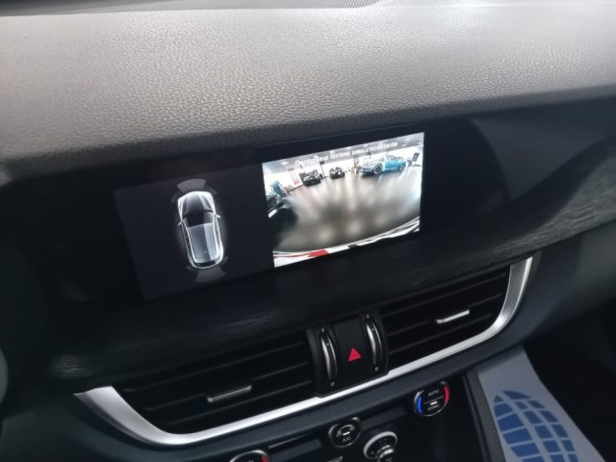 Alfa Romeo Stelvio Stelvio 2.2 Turbodiesel 210 CV AT8 Q4 6C Villa D'este (17)